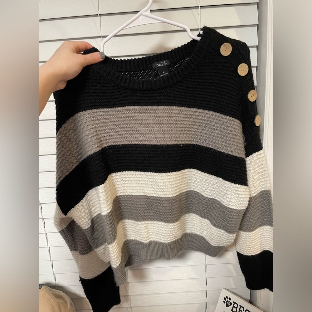 Rue 21 Sweater